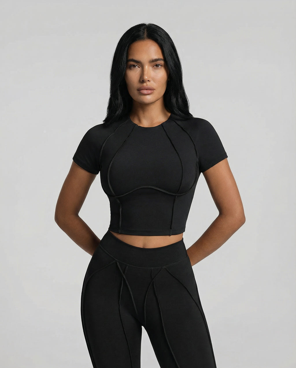 BLACK - FOCUS CROP TOP