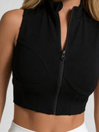 BLACK - FOCUS ZIP-UP TOP