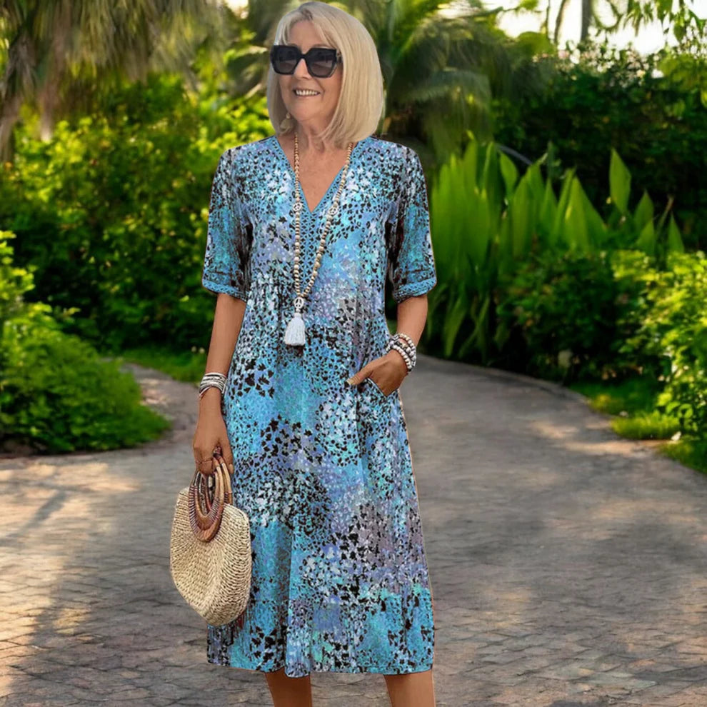 Iris – Lightweight, airy dress with a flattering cut